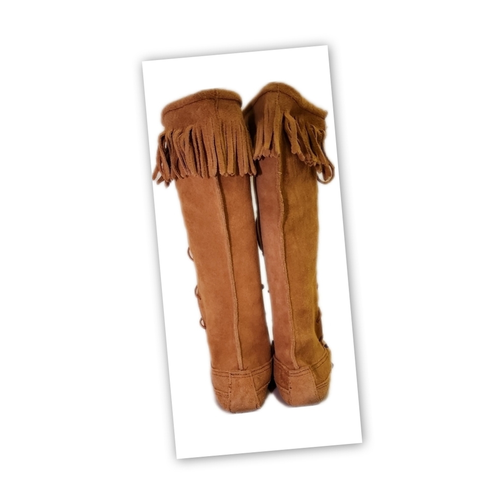 Minnetonka Moccasin Boots - Picture 6 of 13